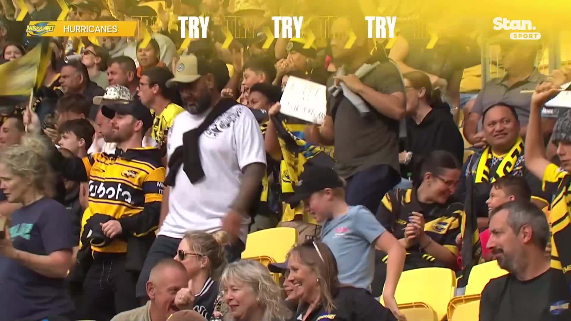 Try | Roigard 4' | Hurricanes vs Queensland Reds