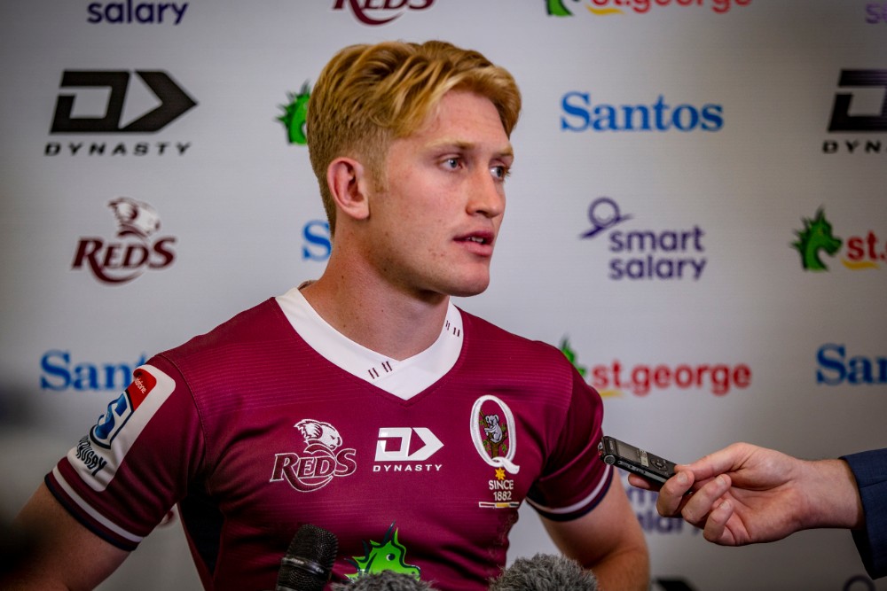 Isaac Lucas signs long-term deal with Queensland