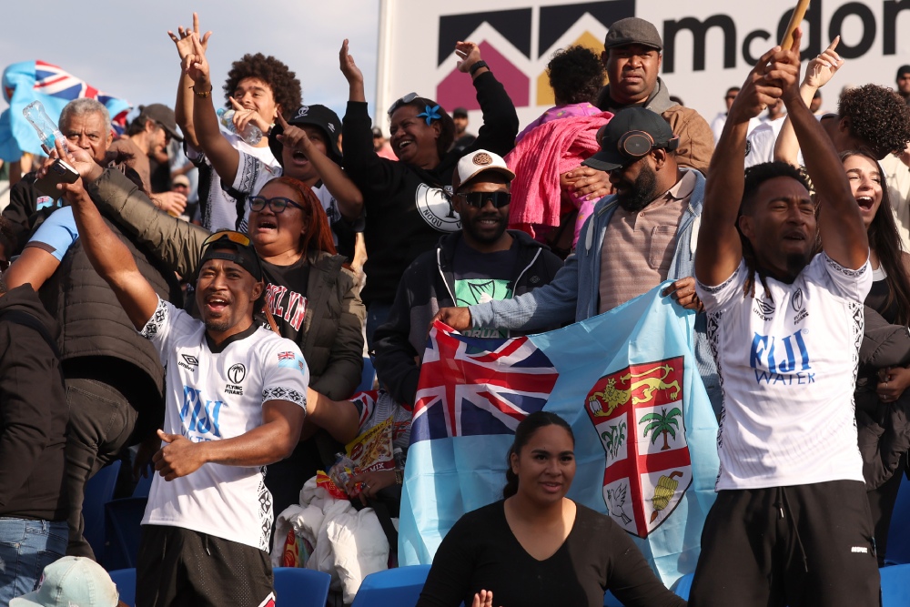 Sparkling Fiji score four tries to overwhelm Scotland