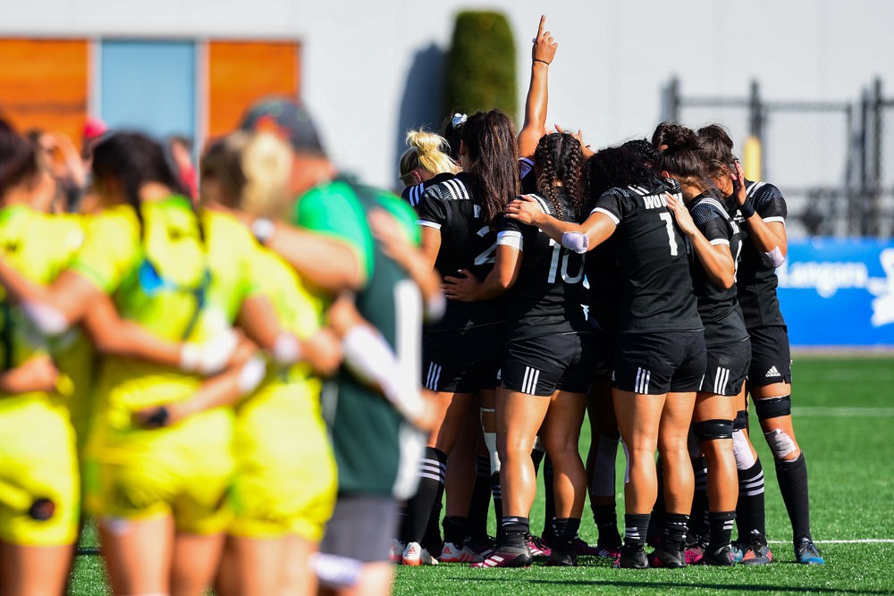 Australia and New Zealand during the Canada Sevens final. Photo: RUGBY.com.au/Stuart Walmsley