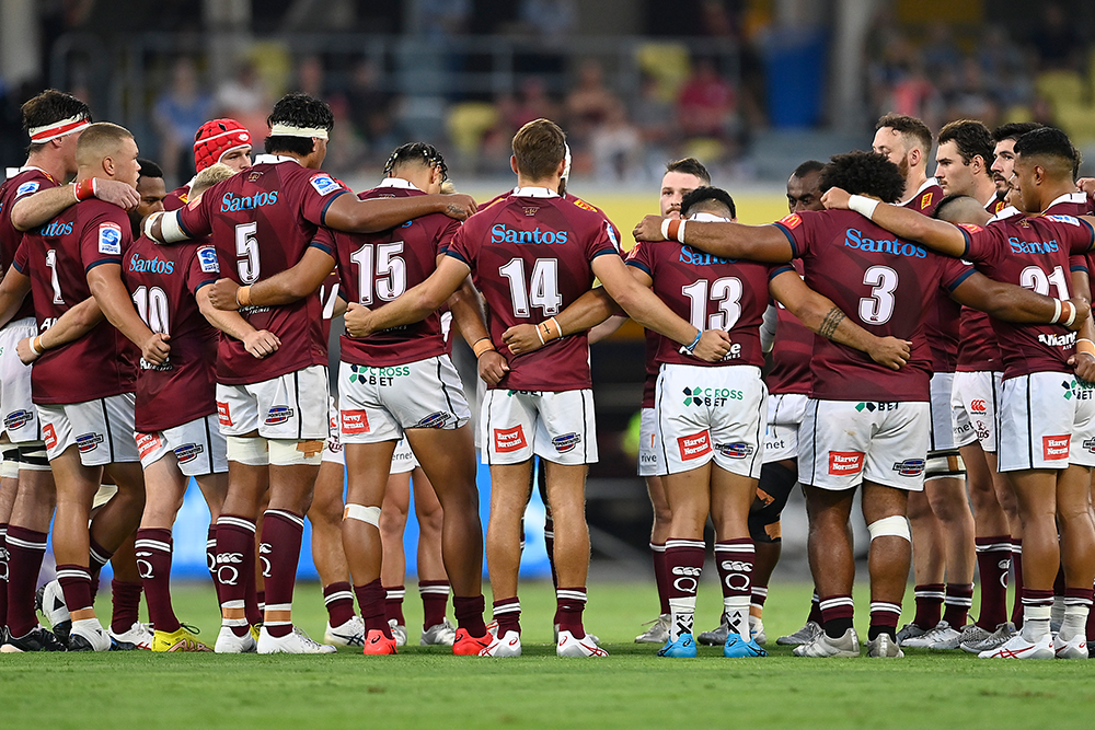 Hurricanes defeat Reds in Townsville
