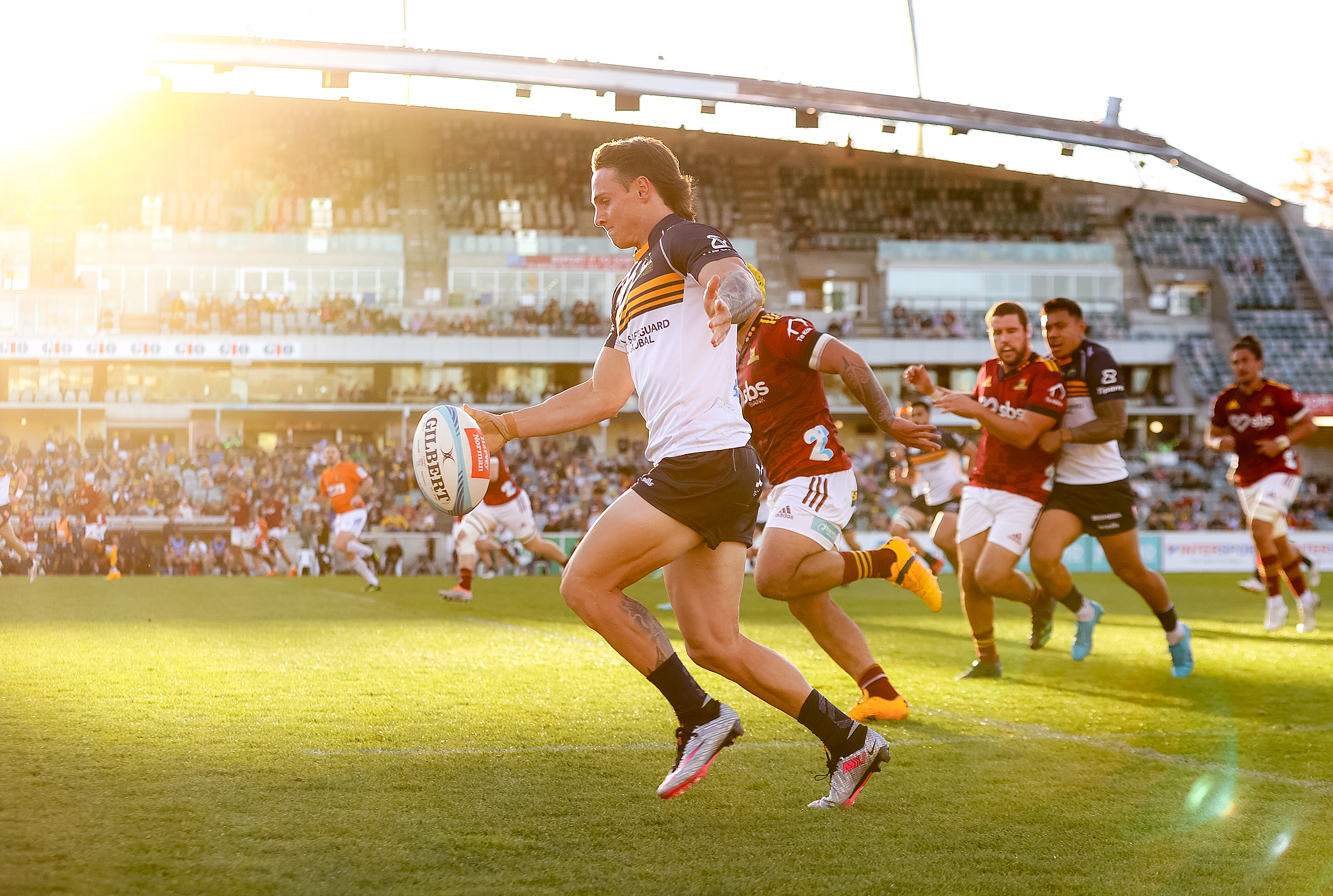 Super Rugby Pacific introduces offside law variations