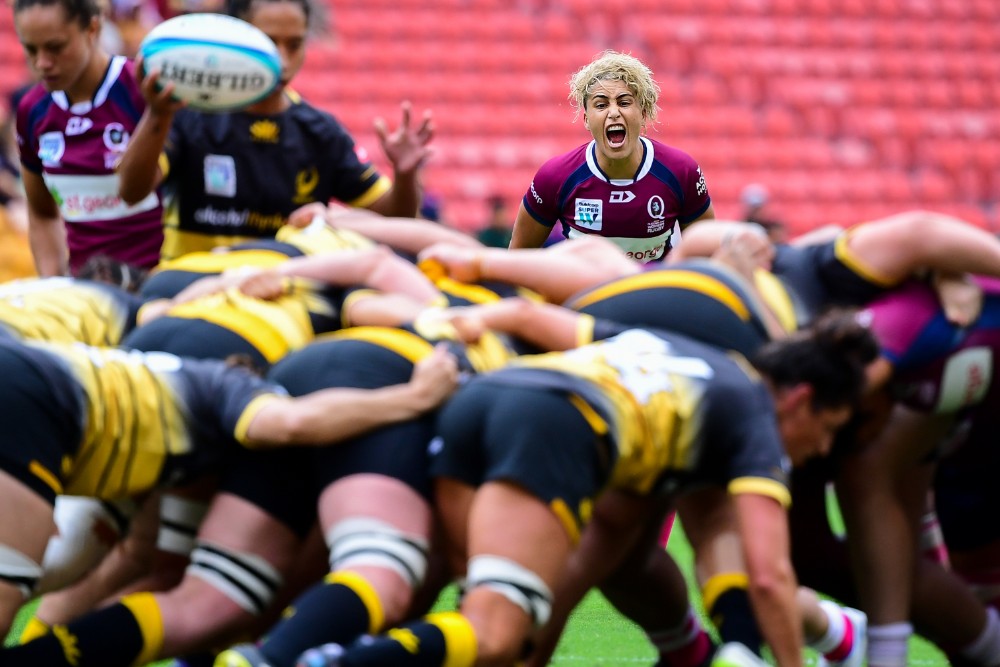 Lavinia Gould marshalls her forwards. Photo: RUGBY.com.au/Stuart Walmsley