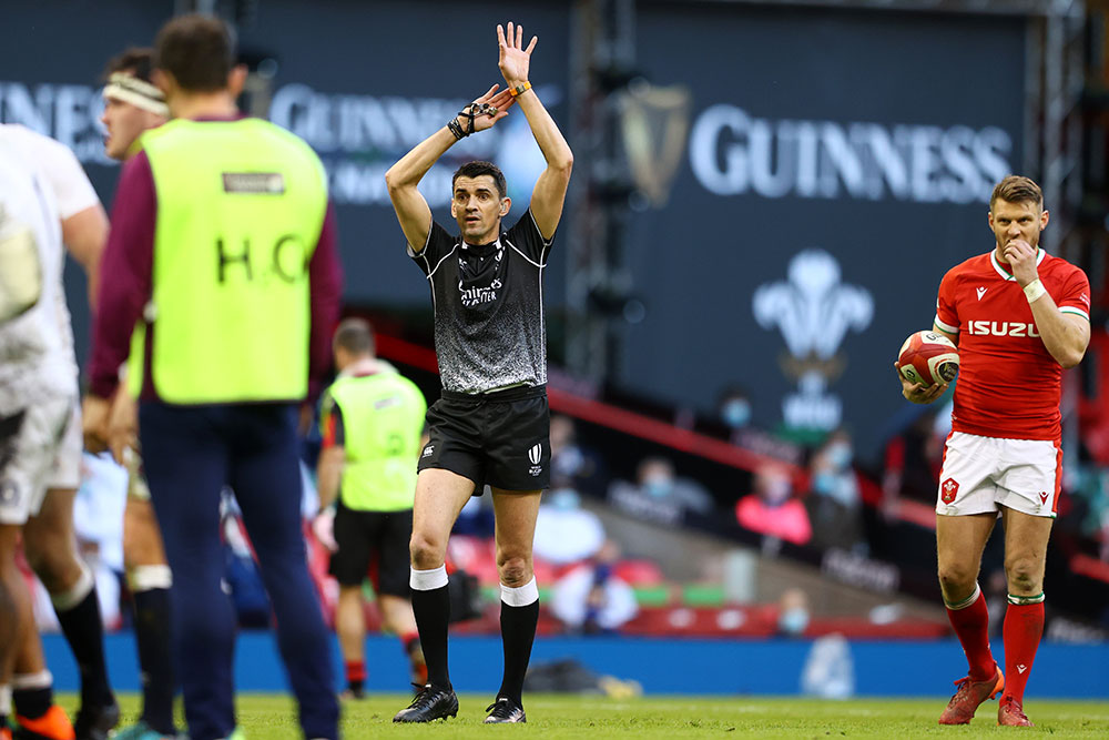 England rugby won't complain over referee