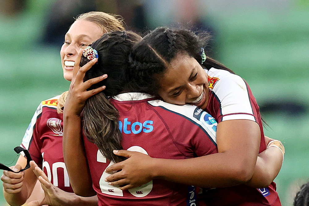 スーパーラグビー女子がレベルズに勝利し、レッズのシャローム・サウアソが輝く