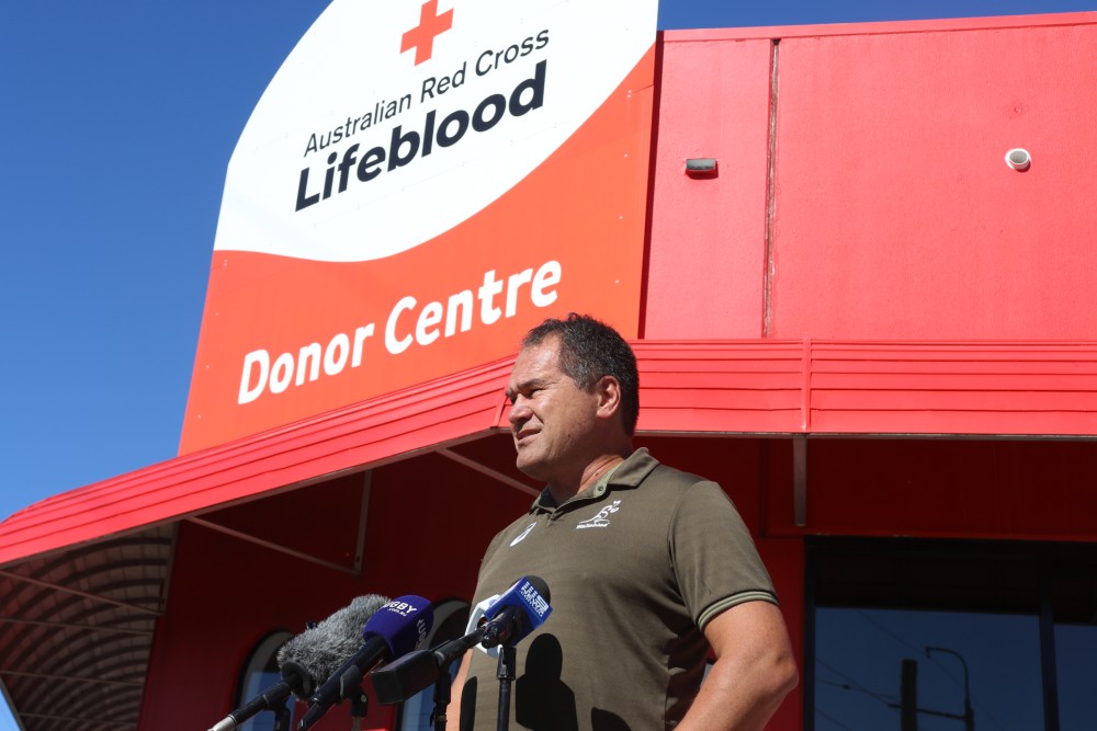 Dave Rennie speaks after giving blood on the Gold Coast. Photo: Getty Images