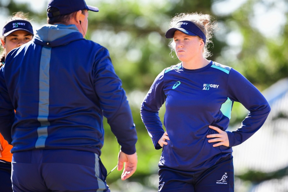 Mitchell talks with coaching staff ahead of Saturday's clash against Japan. Photo: RUGBY.com.au/Stuart Walmsley